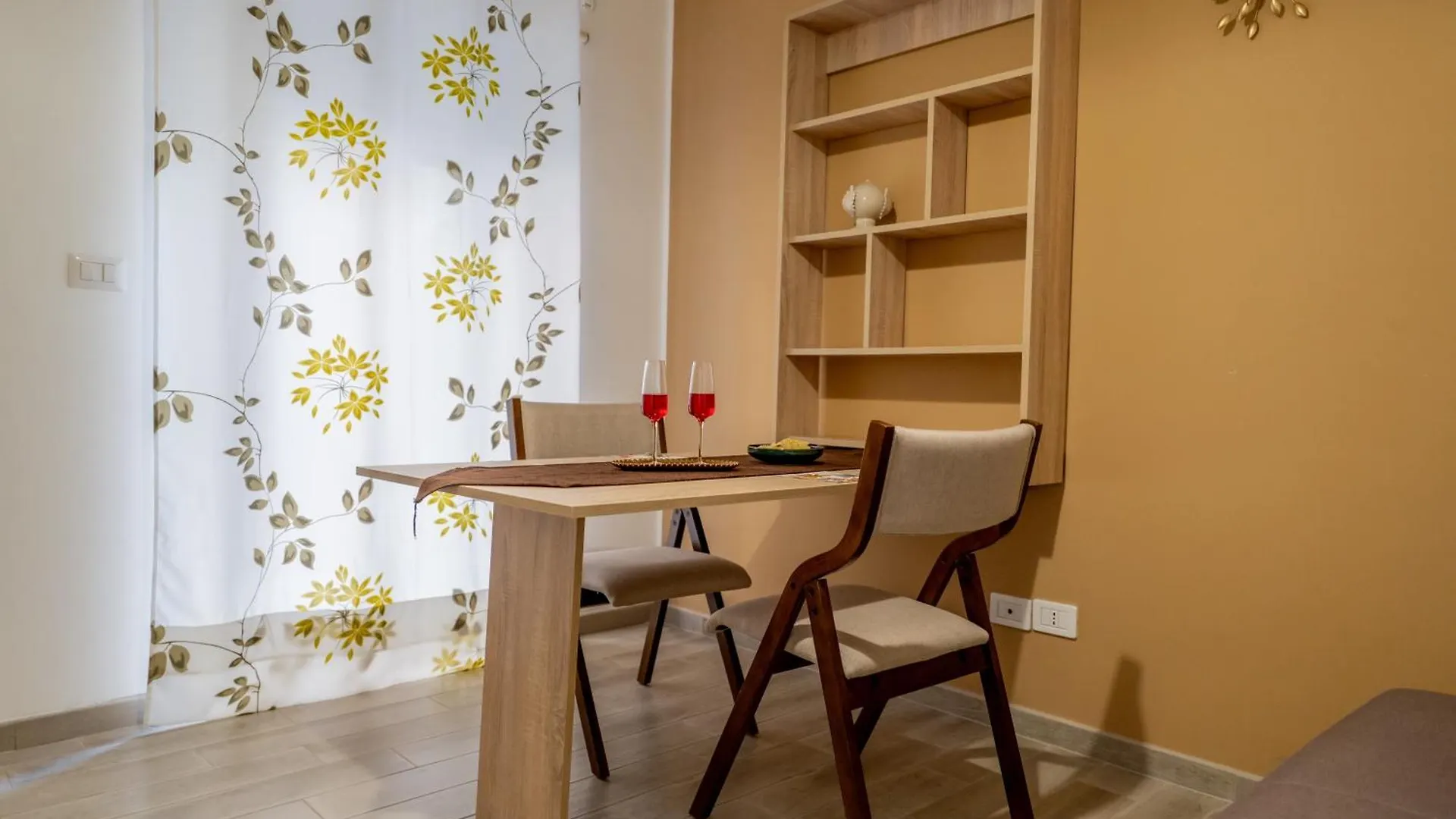 Le Casette Del Porto Milazzo Apartman